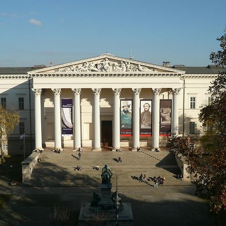Museum View Apartment Budapest Esterno foto
